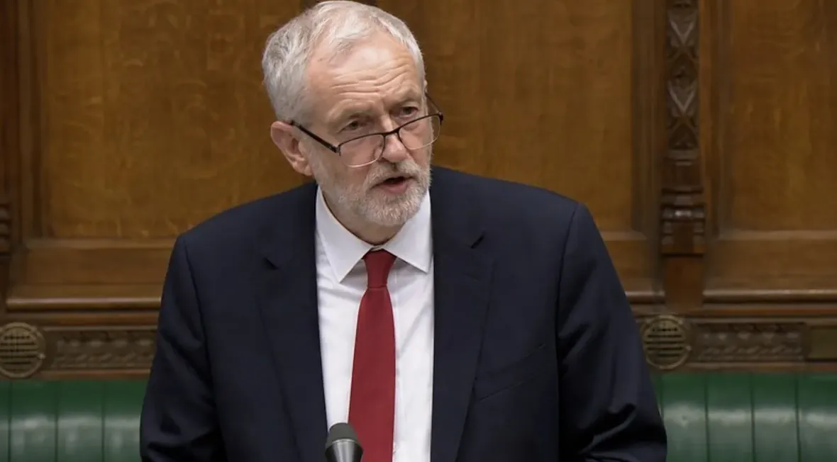 Labour Pledges NHS Overhaul as Waiting Lists Surge