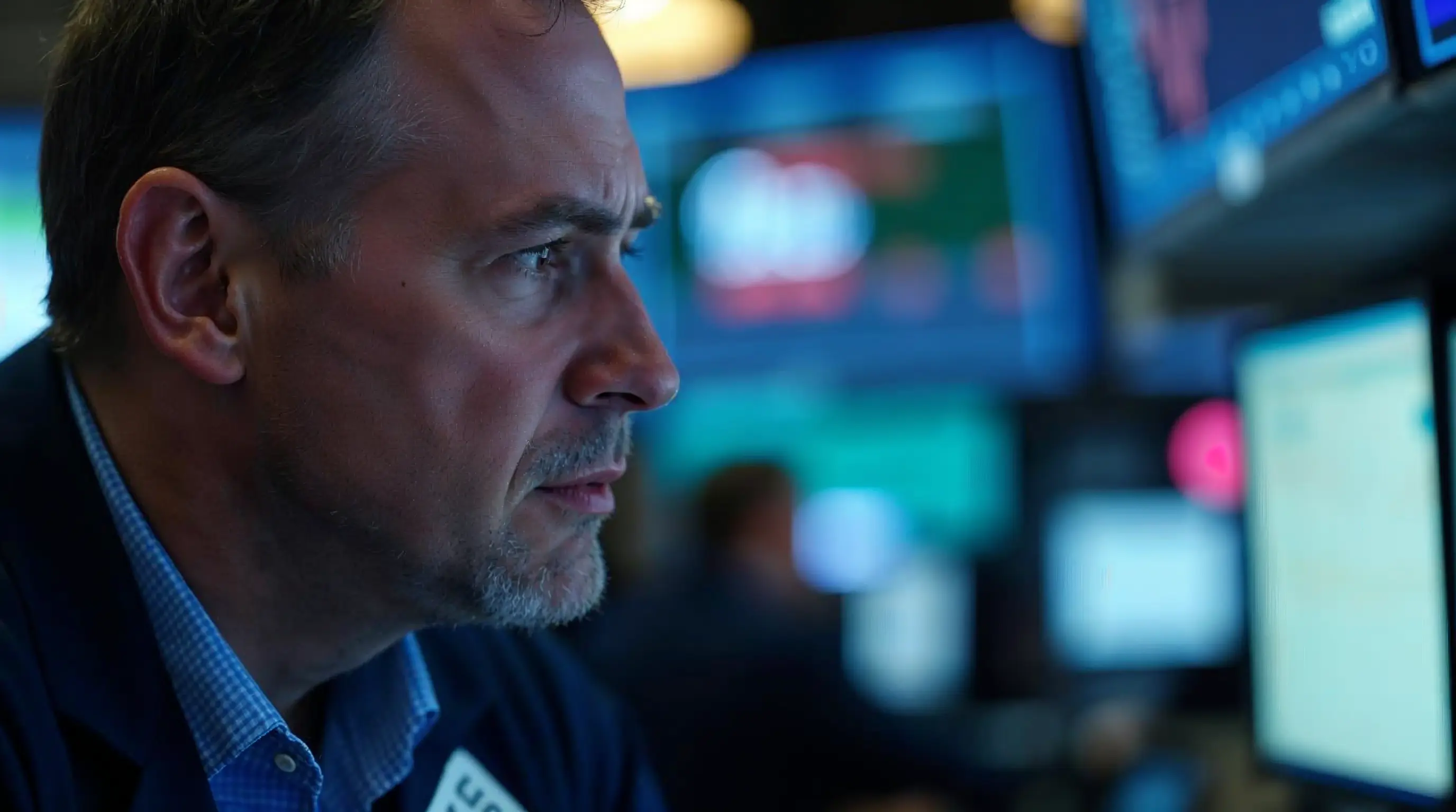 Trump's Hormuz Deal Rejection Rattles Oil Futures on Wall Street